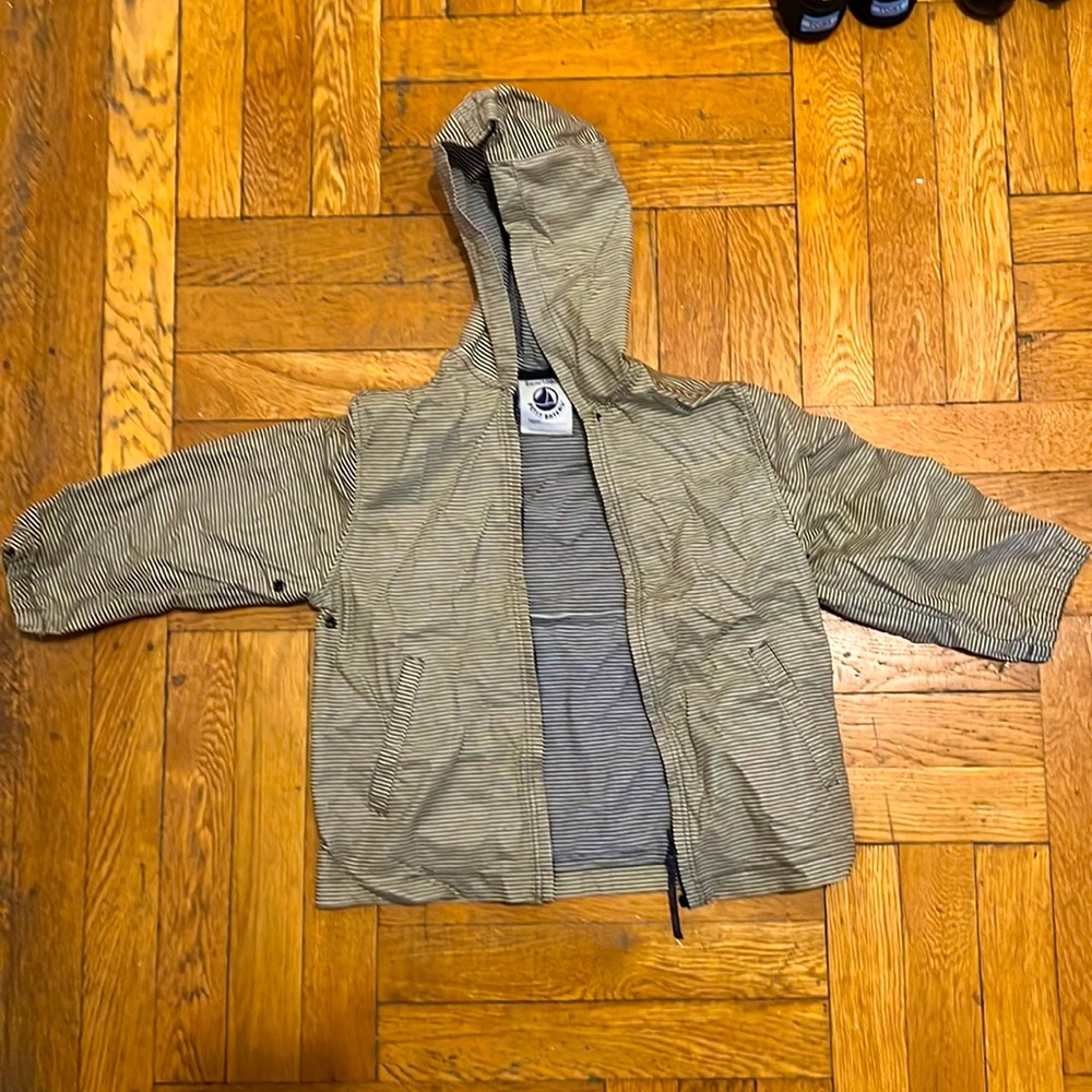 Le petite bateau rain jacket